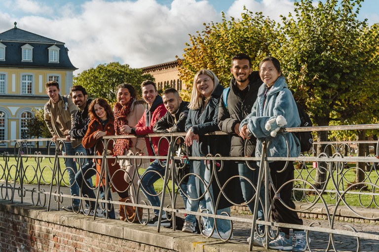 Studierende 4 Studierende 4
